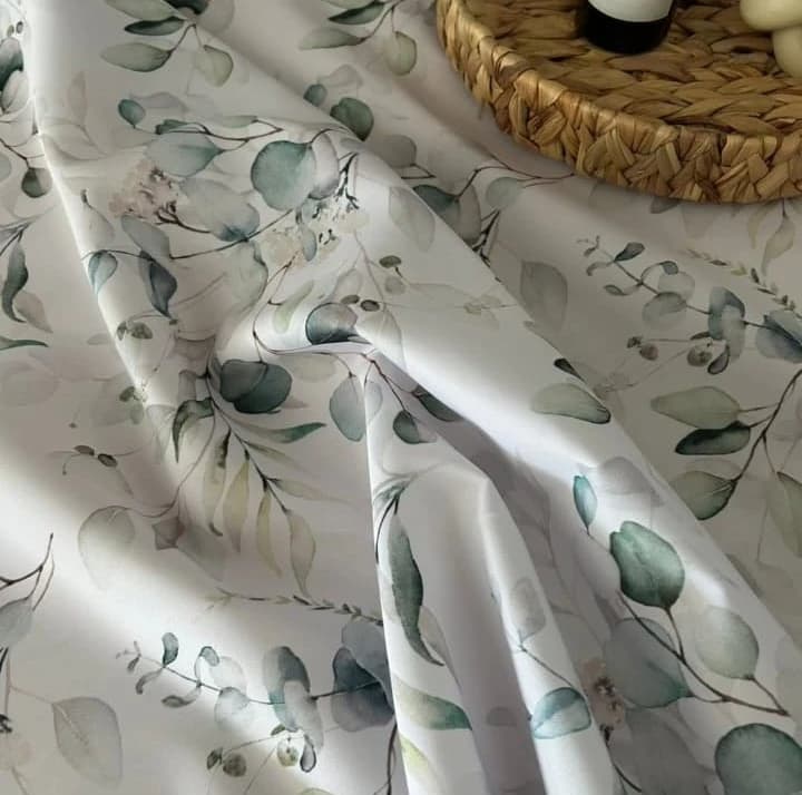 Mantel antimanchas floreado